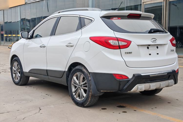 Used Hyundai ix35 2013 2.0L Automatic Two-Wheel Drive Smart GLS China IV Standard