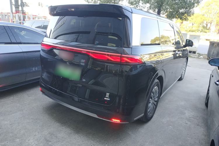 Used BYD Xia 2025 DM-i 1.5T 180km Beyond Edition
