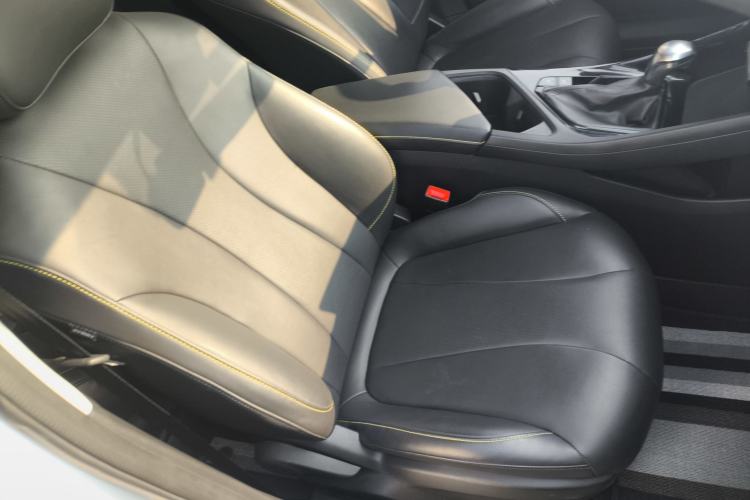 Used Roewe i5 2021 Revised Version 1.5L CVT Diamond Edition
