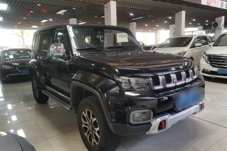 Used Beijing Auto BJ40 2019 2.3T Automatic Four-Wheel Drive Urban Hunter Edition Premium Model China VI Emission Standard

