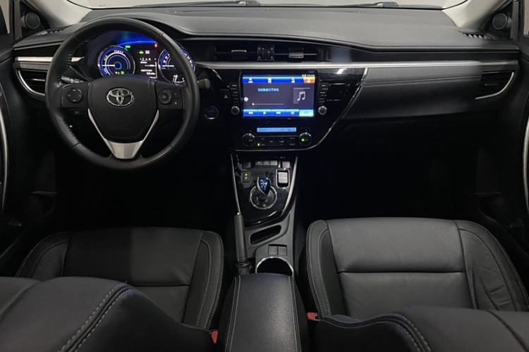 Used Toyota Corolla 2016 Dual-Engine 1.8L E-CVT Elite Edition
