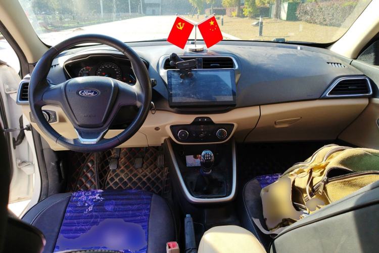 Used Ford Escort 2015 1.5L Manual Comfort Model
