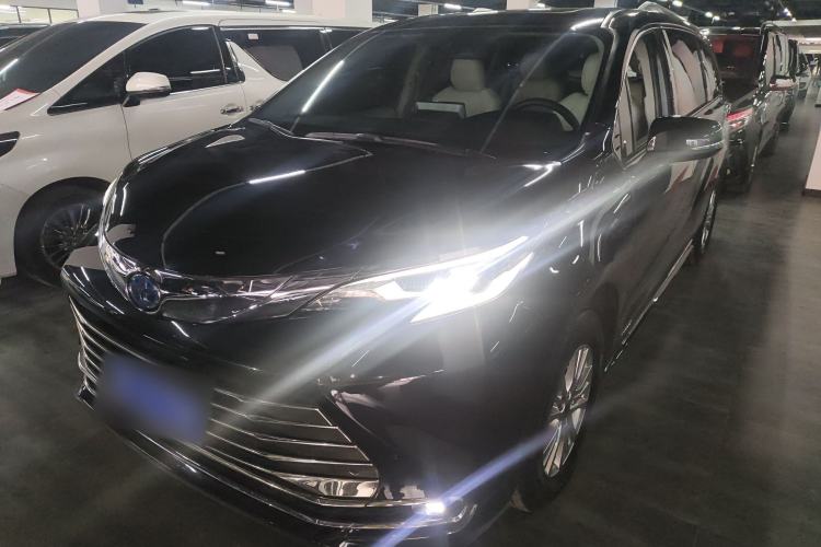 Used Toyota Sienna 2021 2.5L Hybrid Comfort Edition

