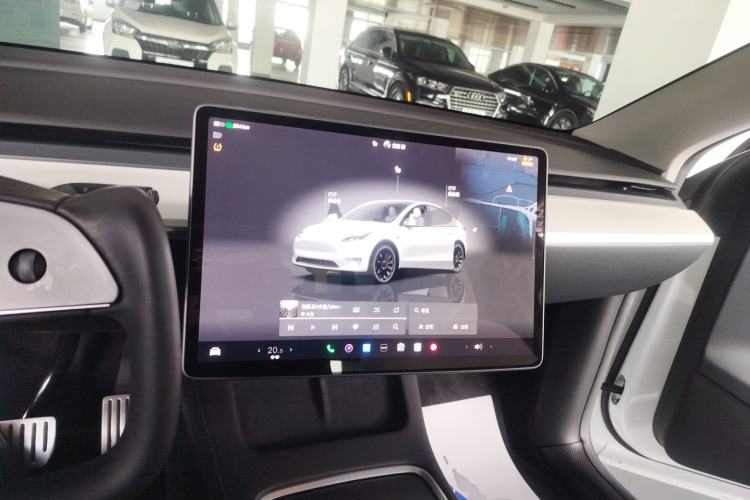 Used Tesla Model Y 2023 High-Performance All-Wheel-Drive Version