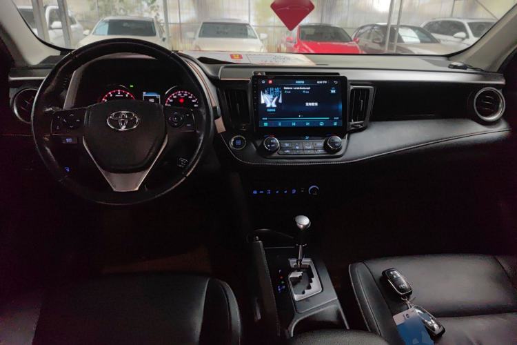 Used Toyota RAV4 2016 2.5L Automatic 4x4 Elite Edition

