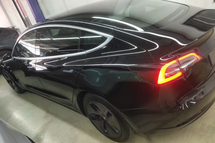 Used Tesla Model 3 2019 Long-Range Rear-Wheel-Drive Version