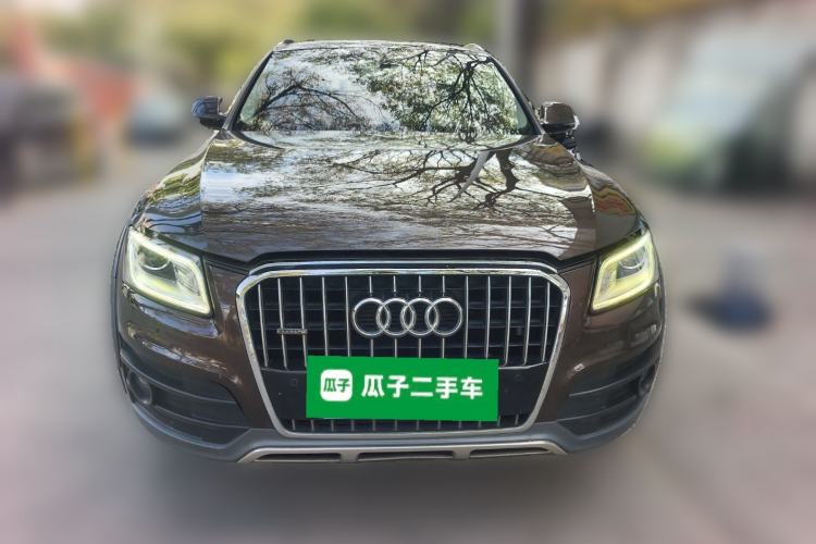 Used Audi Q5 2018 Collector's Edition 40 TFSI Technology Model