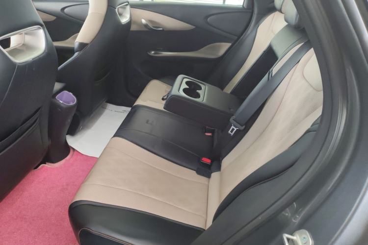 Used BYD Dolphin 2024 Honor Edition 420km Fashion Version
