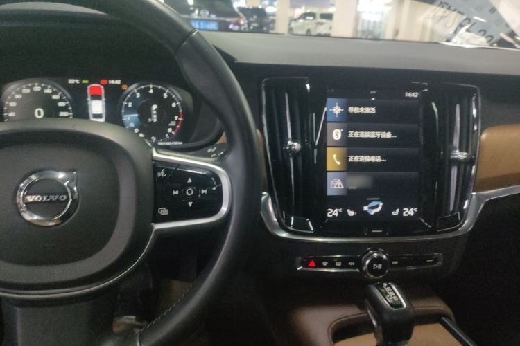 Used Volvo S90 2019 T5 Zhiyi Edition
