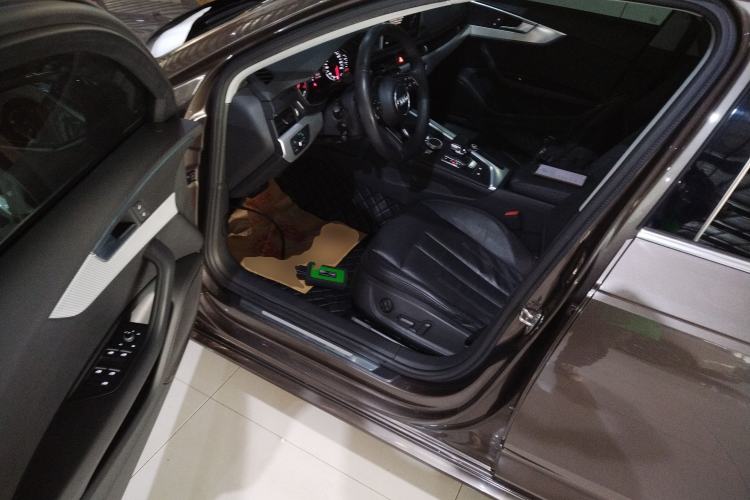 Used Audi A4L 2017 Plus 40 TFSI Fashion Model