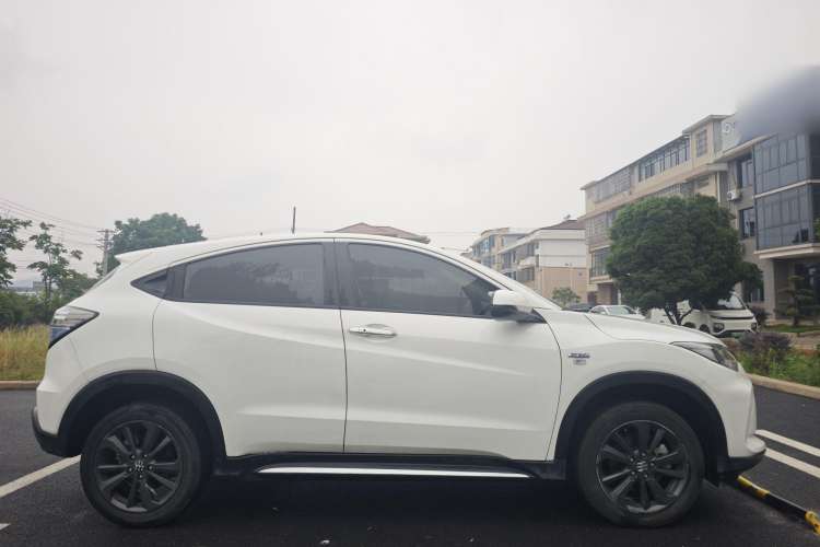 Used Everus VE-1 2021 Travel Edition
