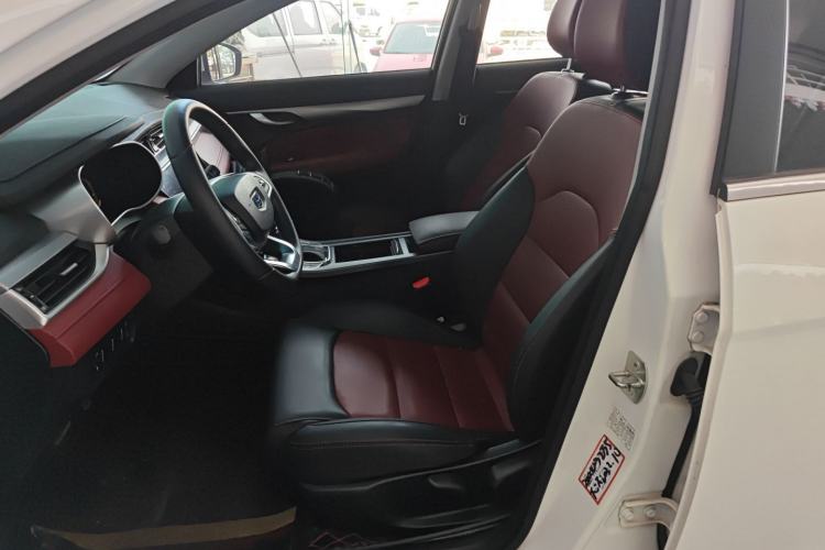 Used Geely Auto Vision S1 2019 Upgraded Model 1.5L CVT Luxury Version
