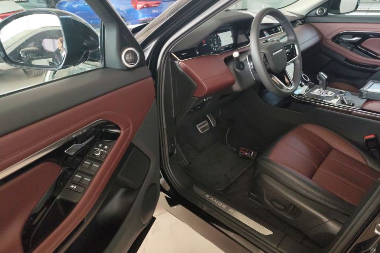 Used Land Rover Range Rover Evoque 2021 Range Rover Velar L 249PS R-Dynamic First Edition