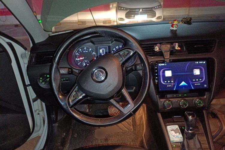 Used Skoda Octavia 2016 1.6L Automatic Smart Drive Edition