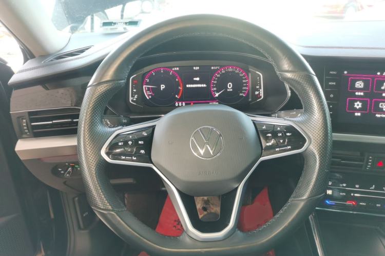 Used Volkswagen Passat 2023 330TSI Starry Luxury Edition
