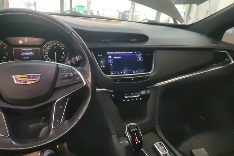 Used Cadillac XT5 2020 28T Luxury Version
