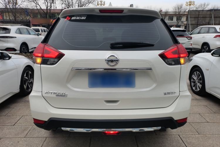 Used Nissan X-Trail 2022 2.0L Two-Wheel Drive Smart Connect Premium Edition
