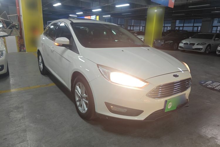 Used Ford Focus 2018 Sedan Classic 1.6L Automatic Trendy SmartDrive Edition