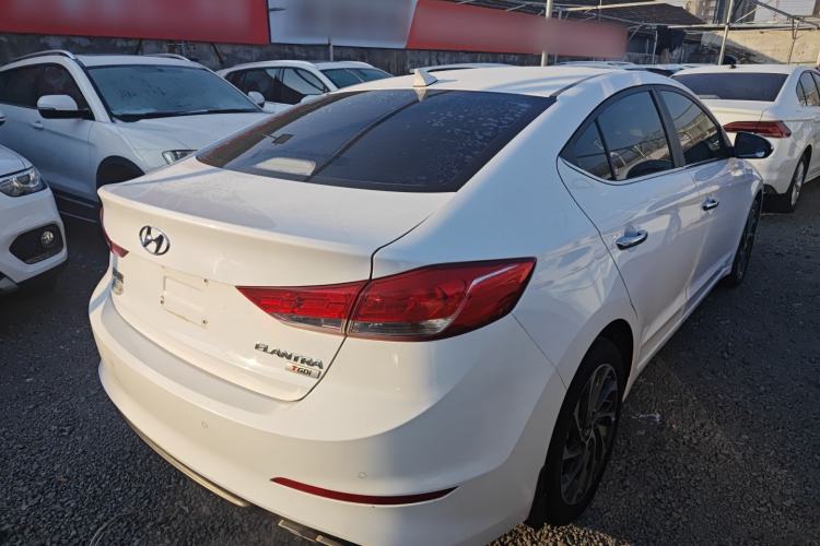 Used Hyundai Elantra 2019 1.4T Dual-Clutch Xuan Dong · Dynamic Model