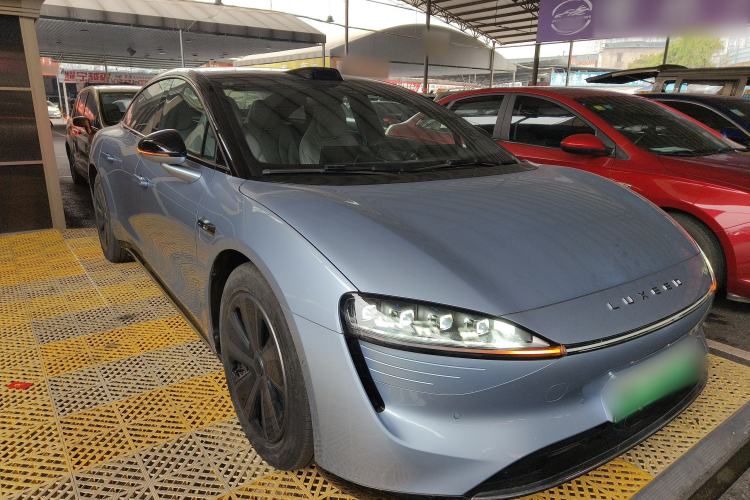 Used Hima Luxeed S7 2024 Max
