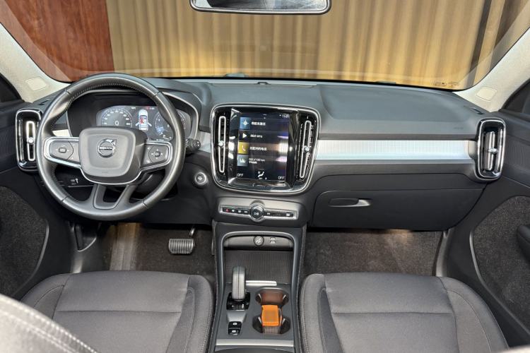 Used Volvo XC40 2021 T4 4x4 SmartDrive Fashion Edition
