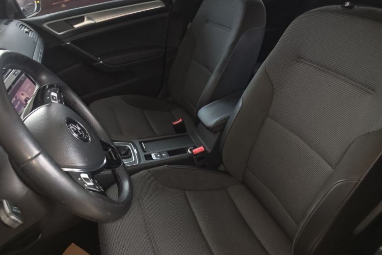 Used Volkswagen Golf 2018 1.6L Automatic Comfort Model
