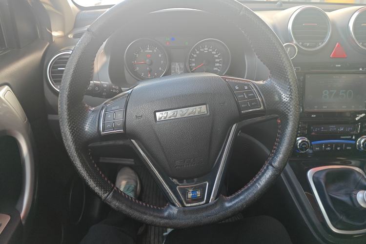 Used Haval H6 2015 Upgraded Model 1.5T Manual Two-Wheel Drive Elite Version