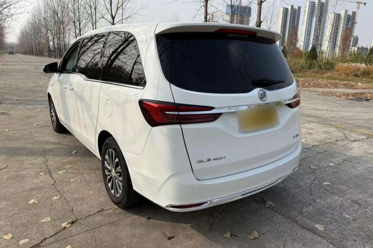 Used Buick GL8 2021 Land Cruiser Executive Class 652T Comfort Model
