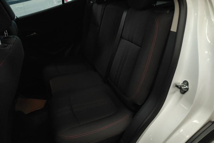 Used Buick Encore 2018 18T Automatic Two-Wheel Drive Urban Fashion Model