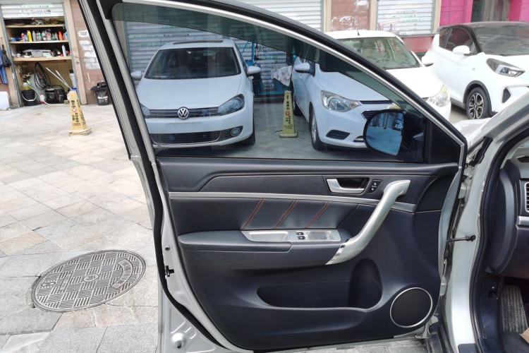 Used Haval H6 2015 Sport Edition 1.5T Automatic Two-Wheel Drive Luxury Model
