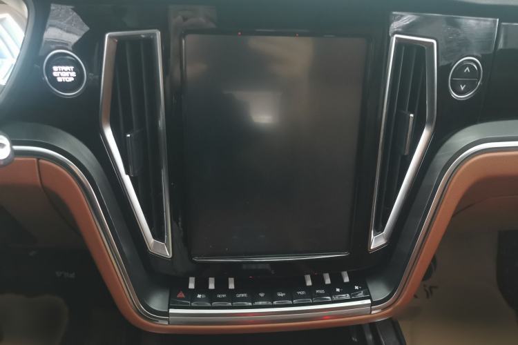 Used Zotye T700 2017 1.8T Dual-Clutch Prestige Model