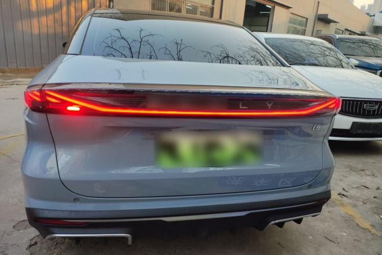 Used  L6 2023 125km Starship