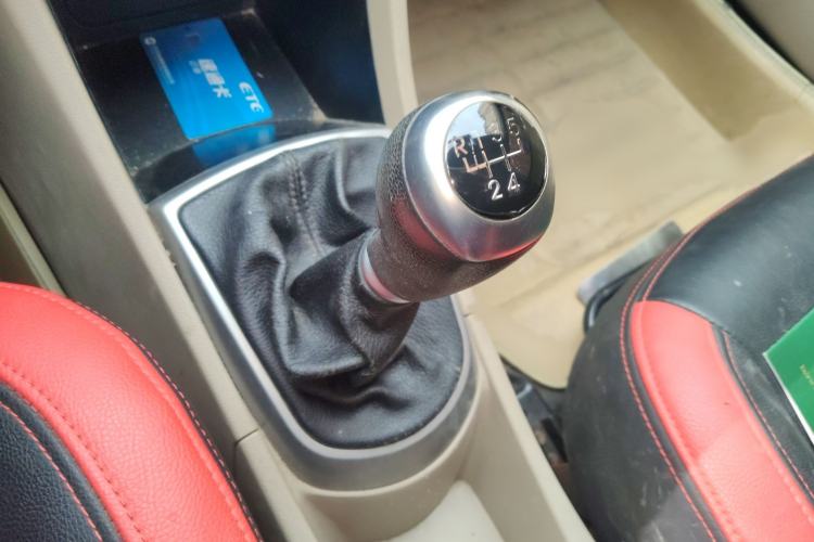 Used Hyundai Verna 2014 1.4L Manual Smart GLS Trim