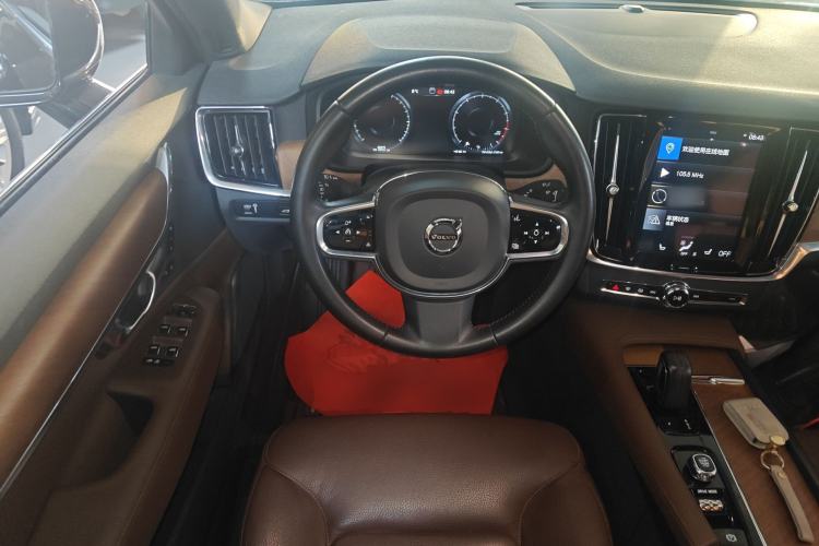 Used Volvo S90 2021 B5 Zhiyi Luxury Edition
