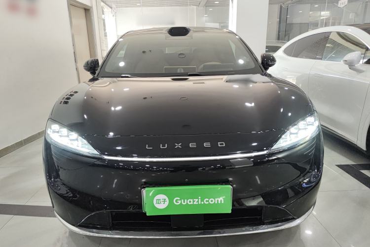 Used Hima Luxeed R7 2024 All-Electric 802 km Max
