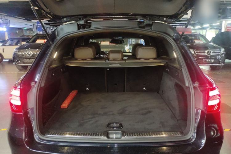 Used Mercedes-Benz GLC 2017 GLC 300 4MATIC Sport Edition
