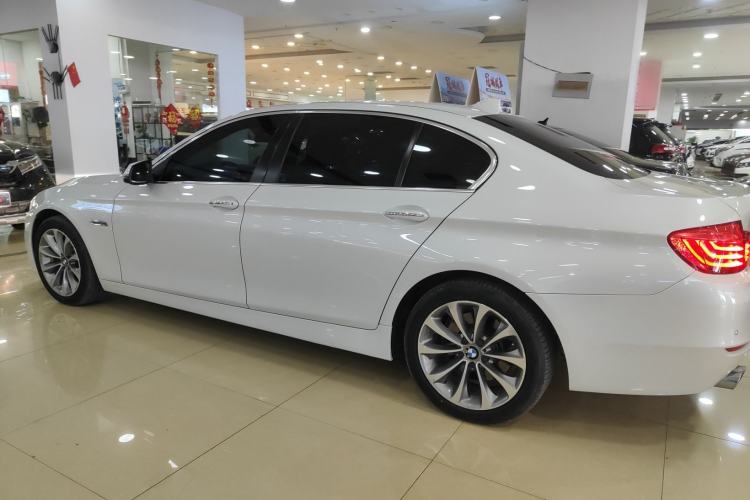 Used BMW 5 Series 2017 525Li Leading Model
