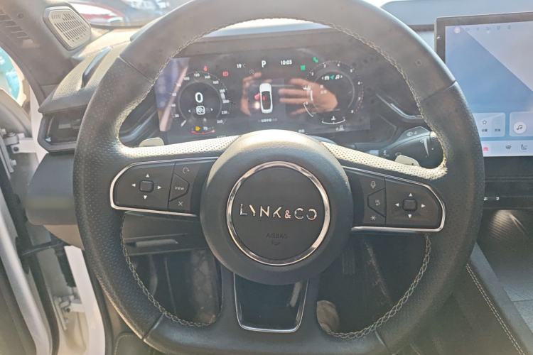 Used Lynk & Co 03 2023 2.0TD DCT JingPro
