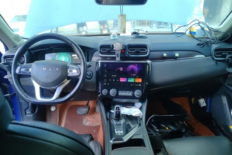 Used Lynk & Co 02 2018 1.5T DCT Two-Wheel Drive Pro Version China V Emission Standard
