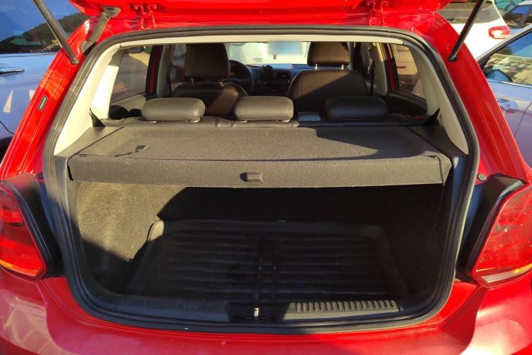 Used Volkswagen Polo 2016 1.4L Manual Fashion Model
