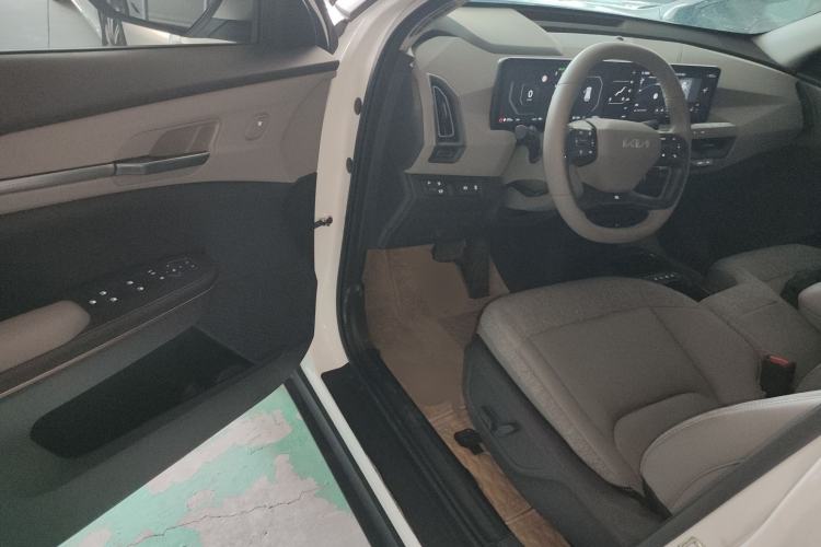 Used Kia EV5 2024 530 Land