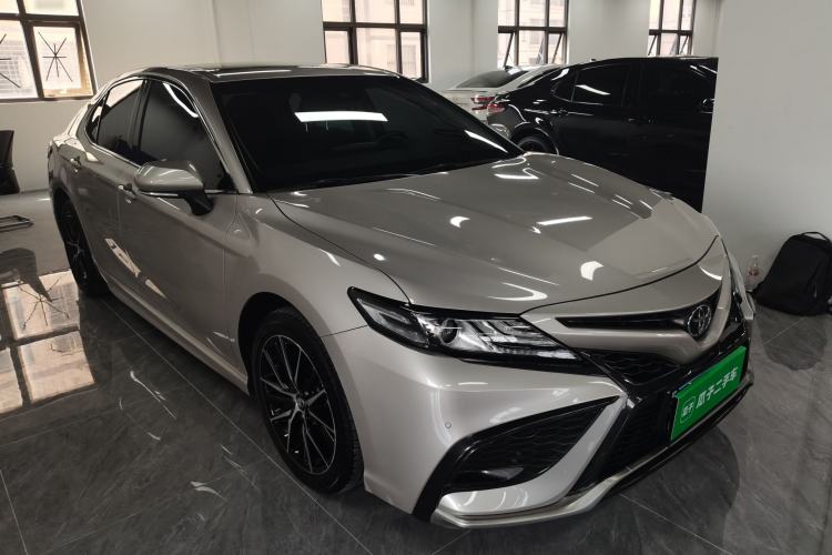 Used Toyota Camry 2021 2.0S FENGSHANG Edition
