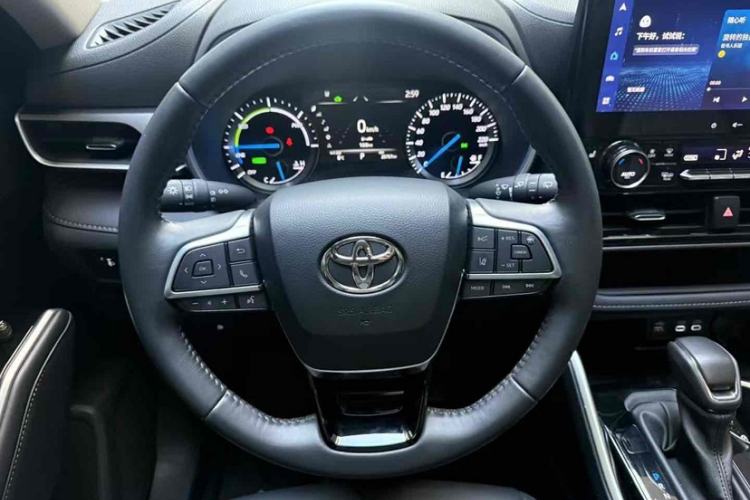 Used Toyota Highlander 2024 2.5L Smart Electric Hybrid Dual-Engine Four-Wheel Drive Prestige Version – 7 Seats