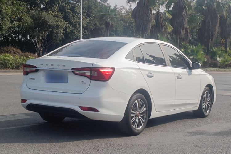 Used Roewe i5 2019 1.5L Manual 4G Connectable Langhao Edition