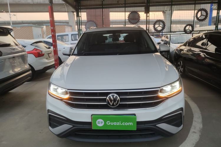 Used Volkswagen Tiguan L 2024 300TSI Automatic Two-Wheel Drive Smart Edition
