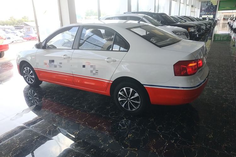 Used Volkswagen Jetta 2015 1.6L Automatic Fashion Model
