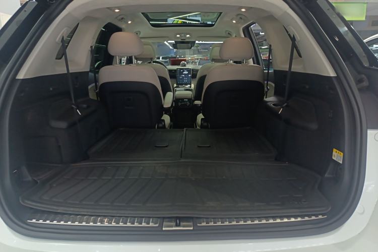 Used Nio ES8 2020 415 km Signature Edition 6-Seater Version
