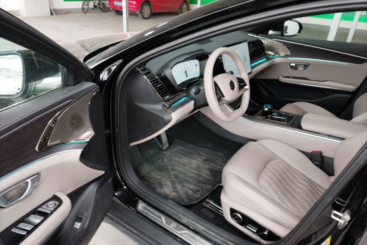 Used BYD Han 2025 DM-i Intelligent Driving Edition 125KM LiDAR Flagship Model
