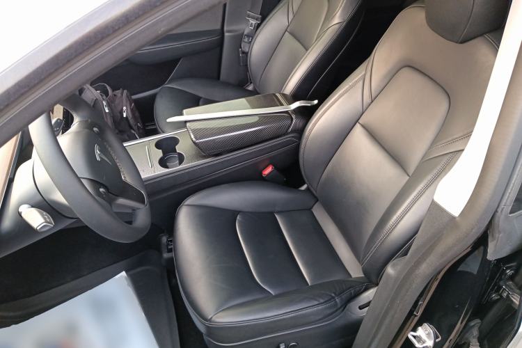 Used Tesla Model Y 2022 Rear-Wheel-Drive Version
