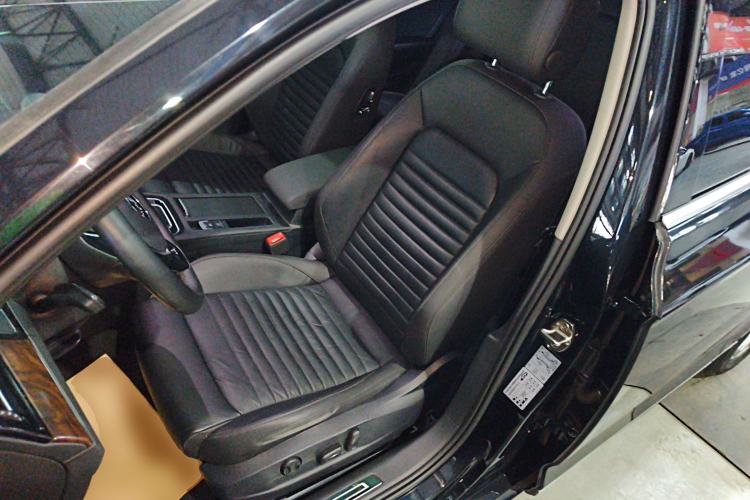 Used Volkswagen Magotan 2019 330TSI DSG Luxury Version China VI Standard
